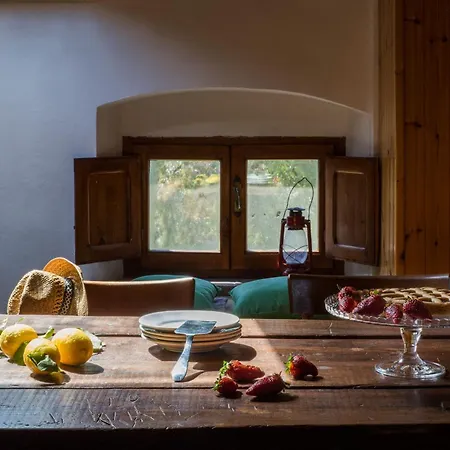 Pane E Vino Farm stay Gabbro